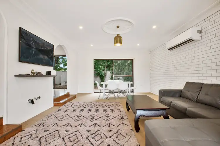 56 Arcadia Drive, Mermaid Waters QLD 4218