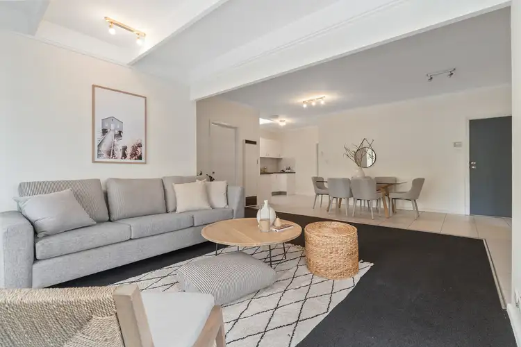 33 Cricklewood Avenue, Frankston VIC 3199