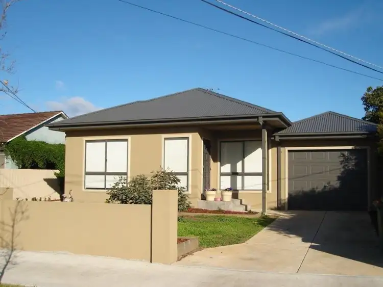 9a McLennan Street, Braybrook VIC 3019