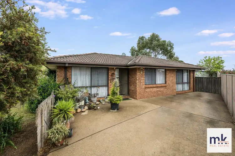 6 Harthouse Road, Ambarvale NSW 2560