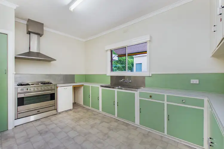 Fourth view of Homely house listing, 3 Goldsmith Street, Hamilton VIC 3300