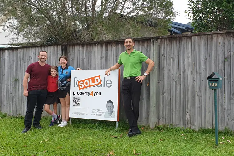 122 Timberlea Drive, Bentley Park QLD 4869