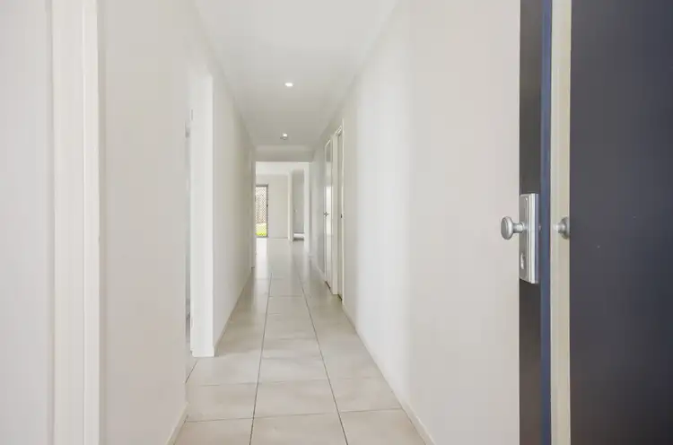 Second view of Homely house listing, 9 Greengard Place, Kirkwood QLD 4680
