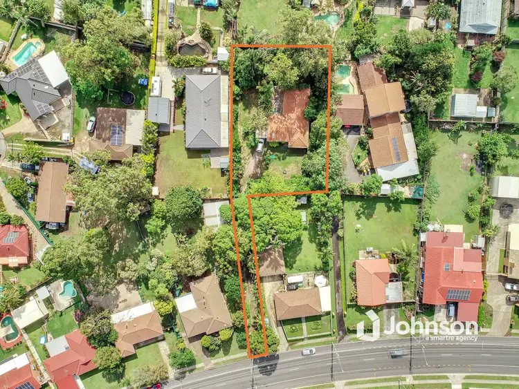 184 Emerald Drive, Regents Park QLD 4118