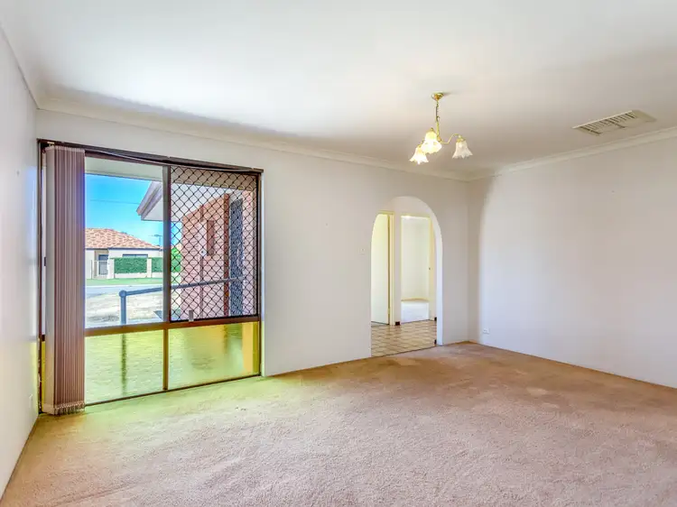 9 Toledo Close, Cannington WA 6107