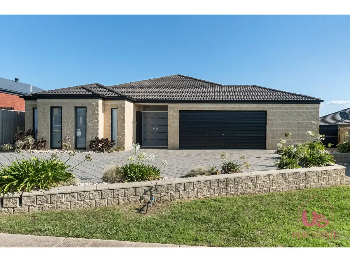 Main view of Homely house listing, 6 Amethyst Close, Skye VIC 3977