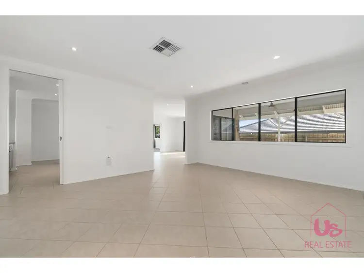 Fourth view of Homely house listing, 6 Amethyst Close, Skye VIC 3977