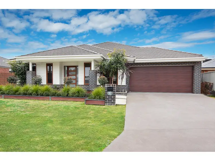 33 Oxford Drive, Thurgoona NSW 2640
