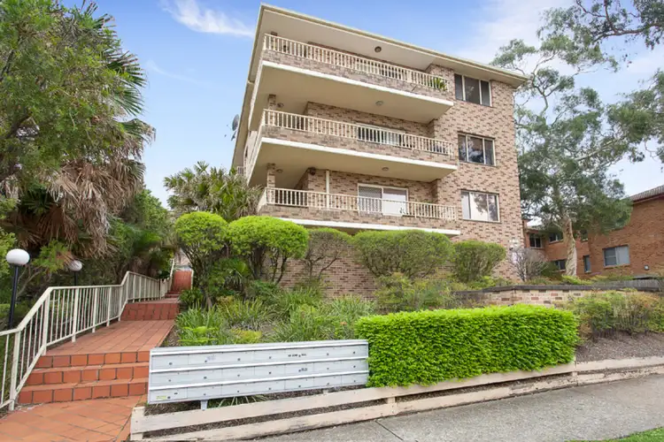 19/27 Jeffrey Street, Canterbury NSW 2193