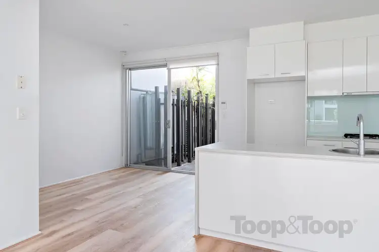 Fifth view of Homely townhouse listing, 6 Kudlyo Close, New Port SA 5015