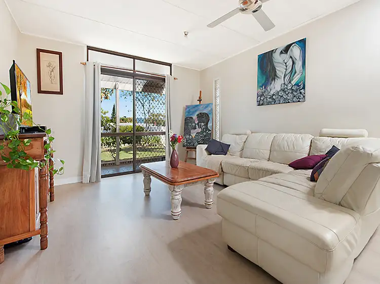 4 Holly Green Crescent, Palmwoods QLD 4555