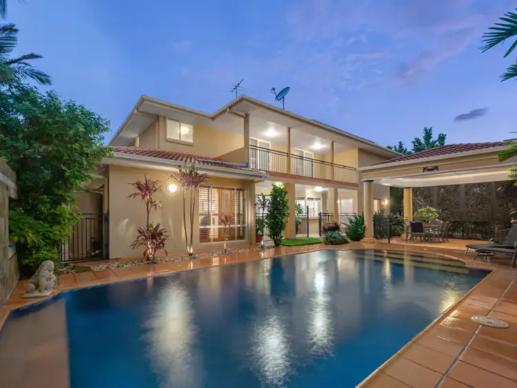 60 Golden Oak Crescent, Carindale QLD 4152