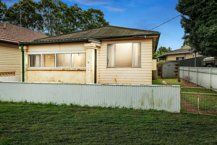 4 Proctor Street, Tighes Hill NSW 2297