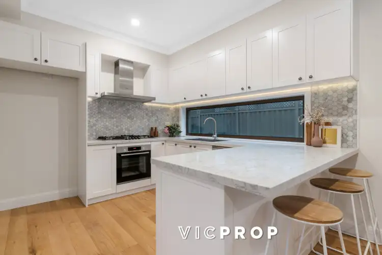 Fifth view of Homely townhouse listing, 1/7 Ronald Avenue, Bulleen VIC 3105