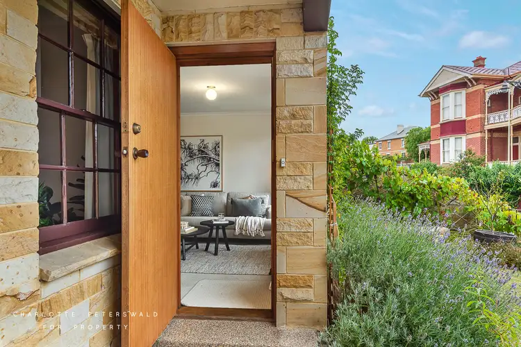 3/7 Secheron Road, Battery Point TAS 7004