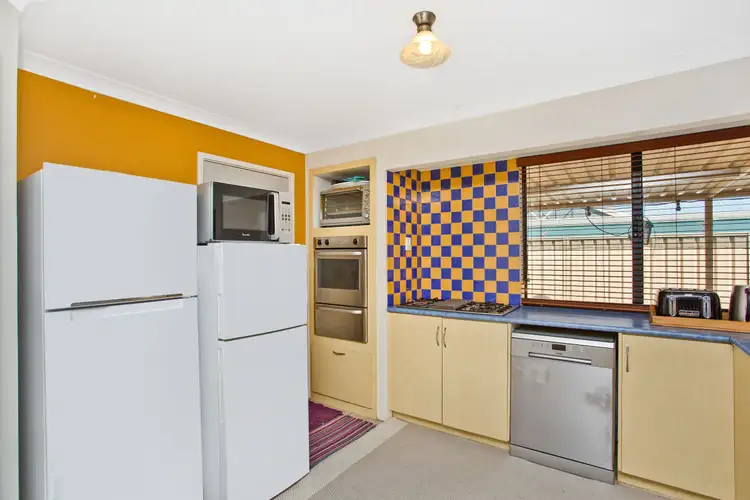 Fifth view of Homely house listing, 233 Kingsway, Darch WA 6065