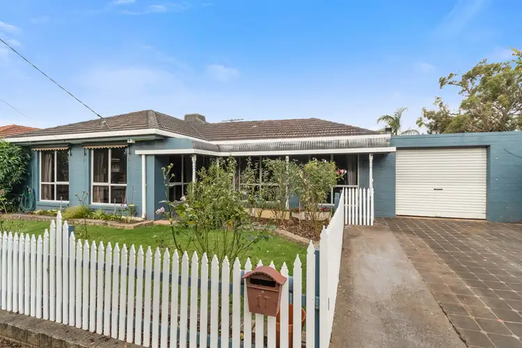 17 Pembroke Drive, Somerville VIC 3912