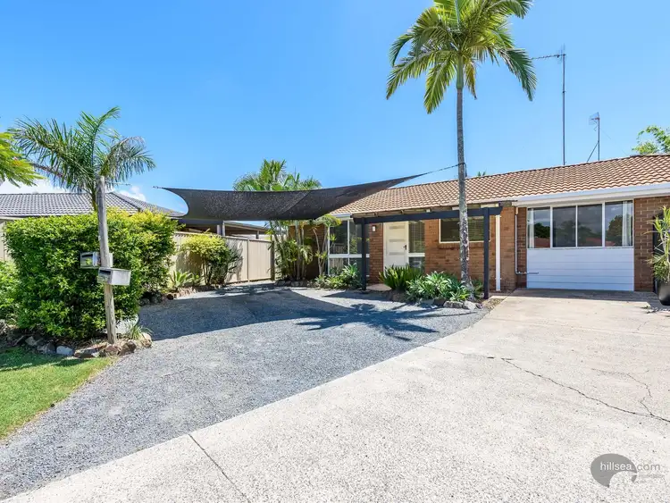 1/16 Stephanie Court, Labrador QLD 4215