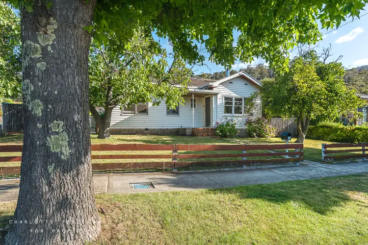 50 North Crescent, New Norfolk TAS 7140