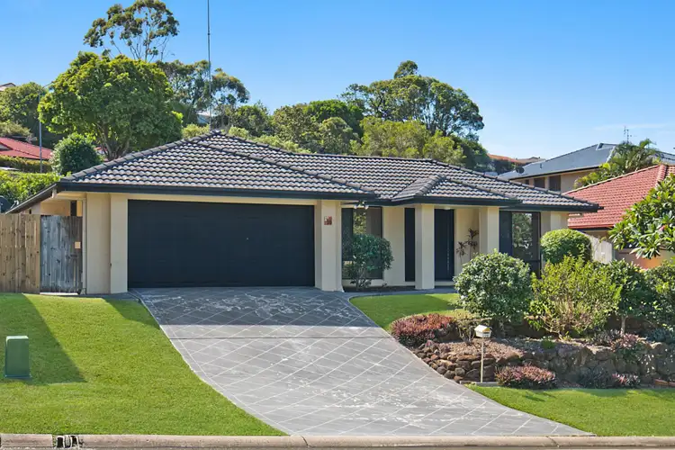 16 Grassmere Court, Banora Point NSW 2486