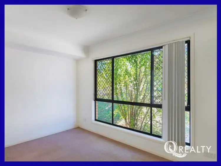 Fifth view of Homely townhouse listing, 1/5 Lagoona Court, Churchill QLD 4305