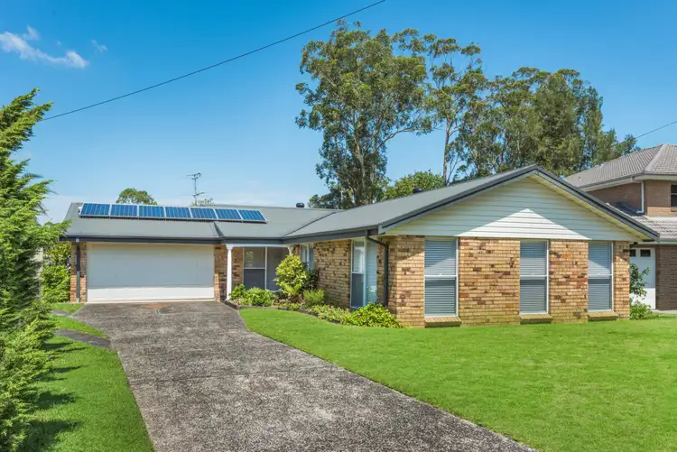 36 Valley View Road, Wyoming NSW 2250
