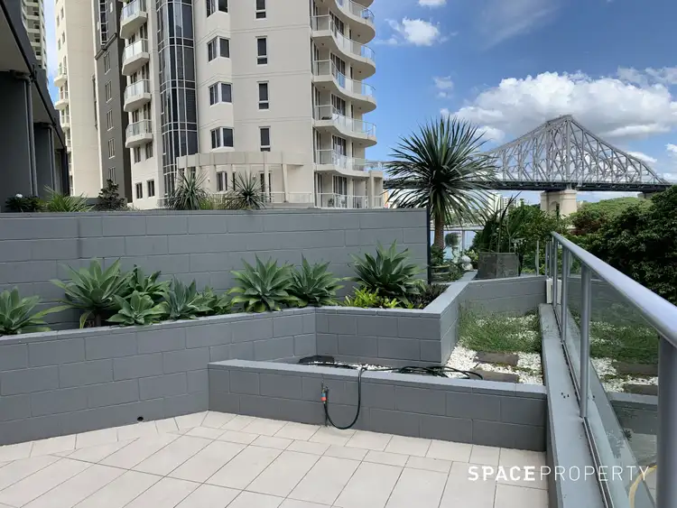 30 Macrossan Street, Brisbane City QLD 4000