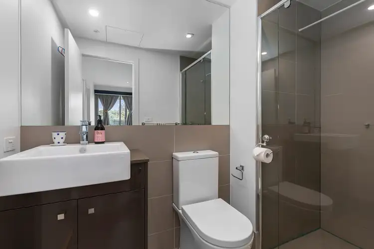 Fourth view of Homely apartment listing, 17/1062-1064 Burke Road, Balwyn North VIC 3104