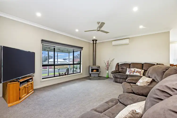 Second view of Homely house listing, 38 Byron Street, Hamilton VIC 3300