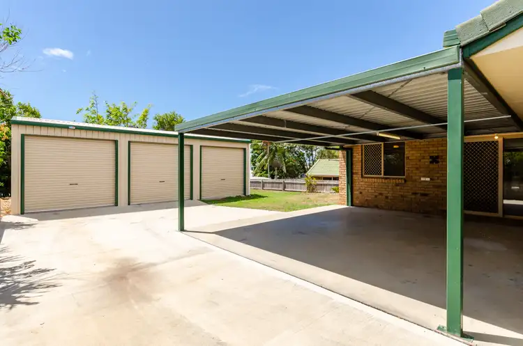 6 Rosslyn Close, Clinton QLD 4680