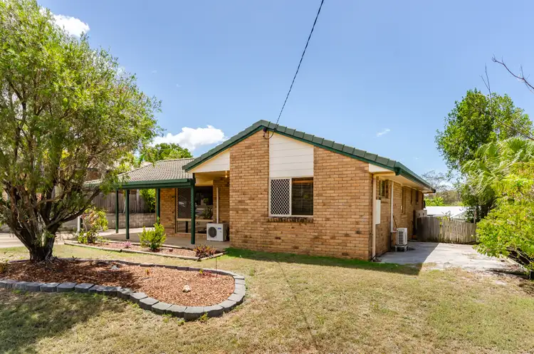 Third view of Homely house listing, 6 Rosslyn Close, Clinton QLD 4680