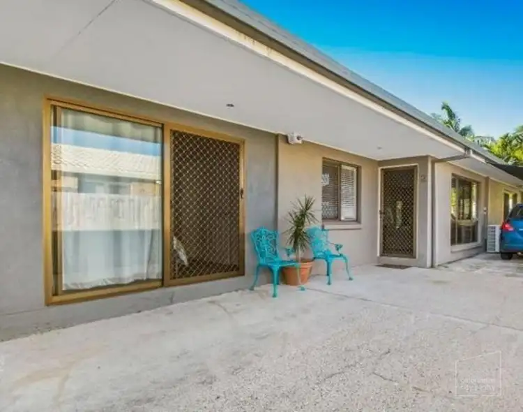 Fourth view of Homely semi-detached listing, 2/7 Maud Street, Caloundra QLD 4551