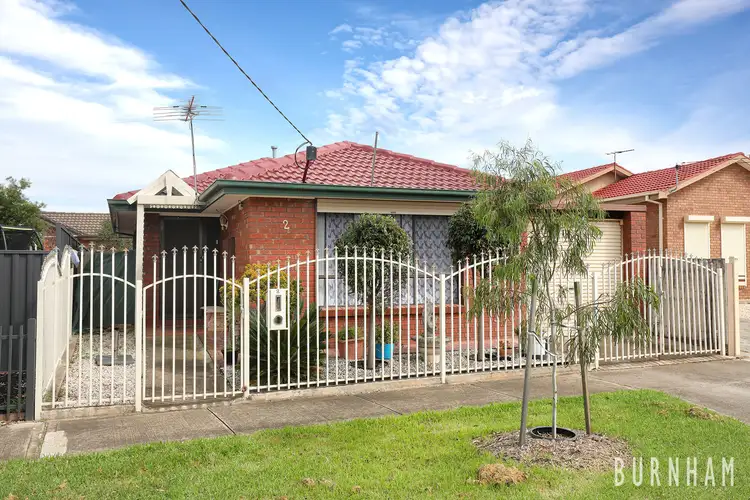 2/2 Kingfisher Court, Kings Park VIC 3021