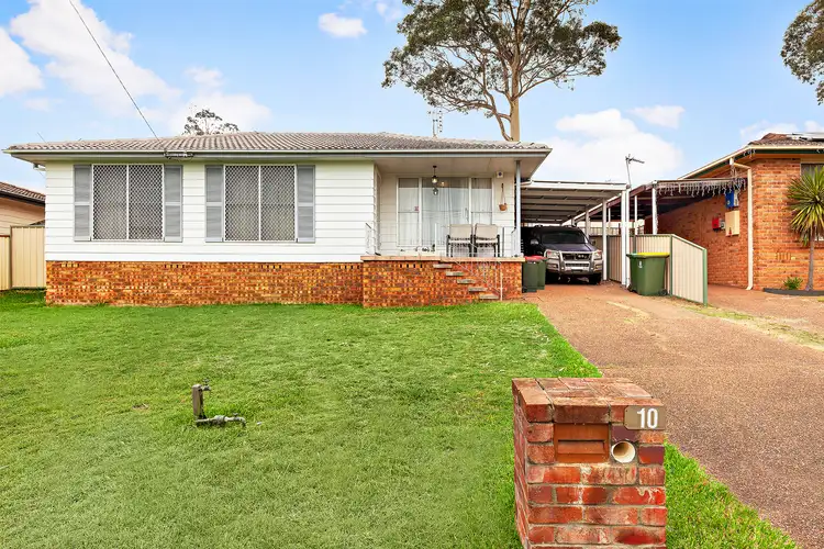 10 Sandycroft Street, Maryland NSW 2287