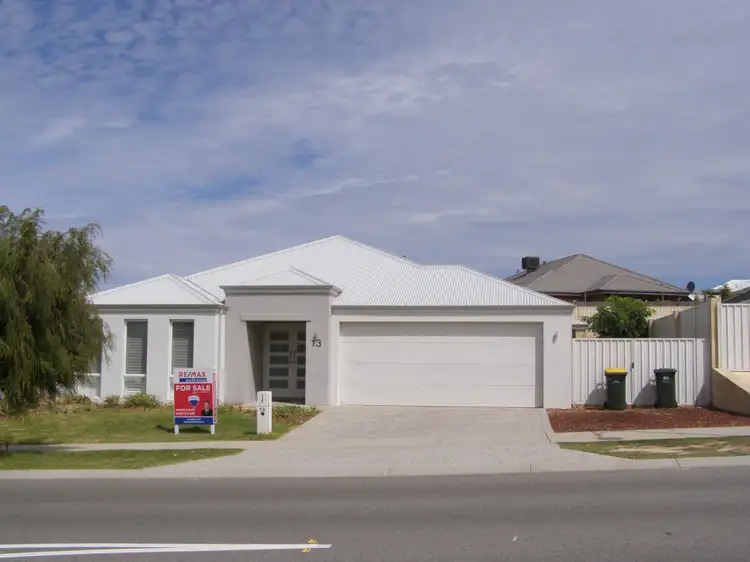 13 Roundhouse Parade, Jindalee WA 6036