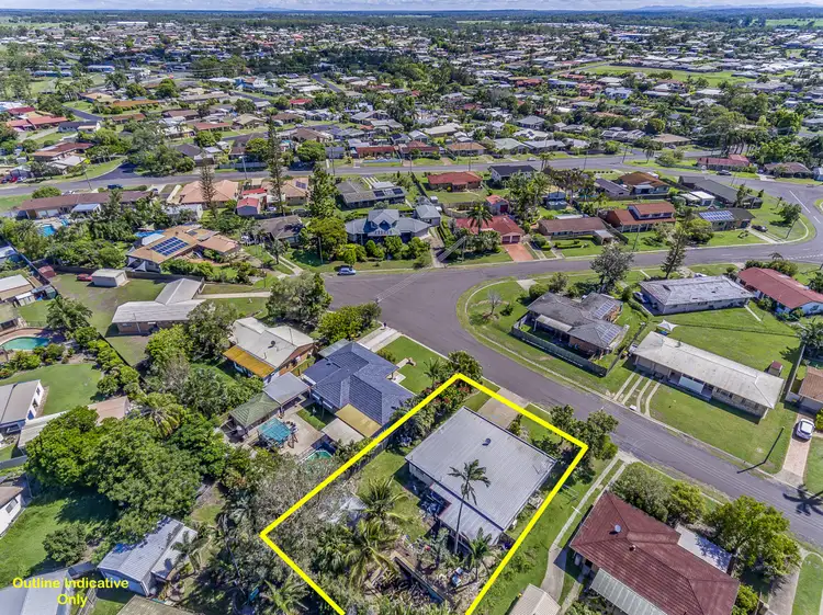 Second view of Homely house listing, 33 Jenalyn Crescent, Avoca QLD 4670