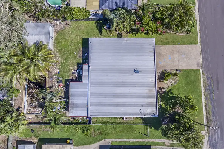 Third view of Homely house listing, 33 Jenalyn Crescent, Avoca QLD 4670