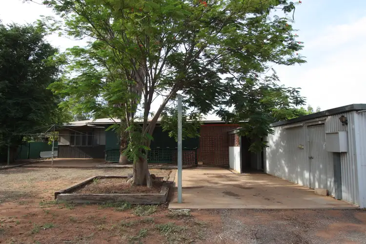 8 Smith Street, South Hedland WA 6722