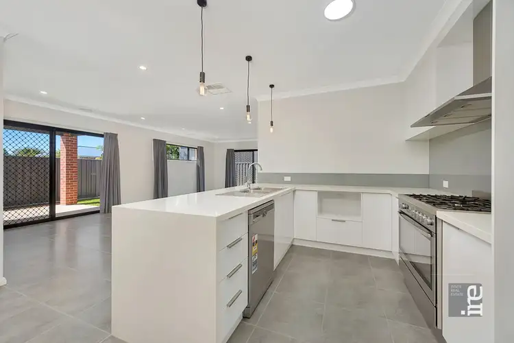 Second view of Homely house listing, 31 Pennsylvania Drive, Wangaratta VIC 3677