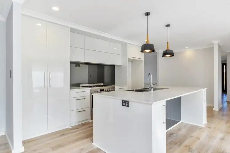 47 Kingscliff Drive, Golden Bay WA 6174