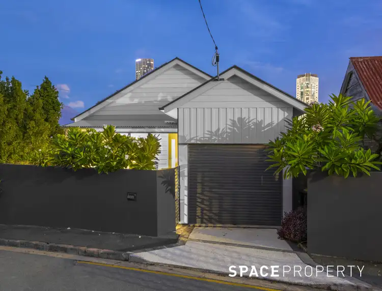 41 York Parade, Spring Hill QLD 4000