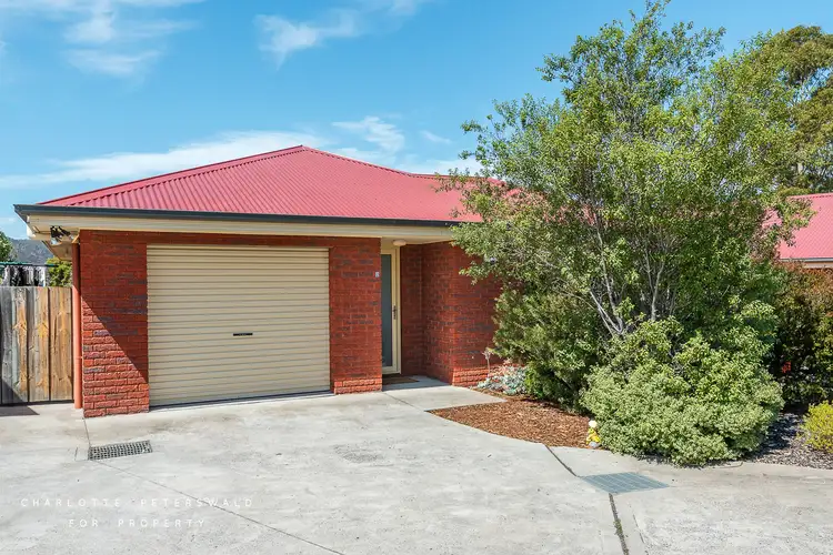 2/107 Burtonia Street, Rokeby TAS 7019
