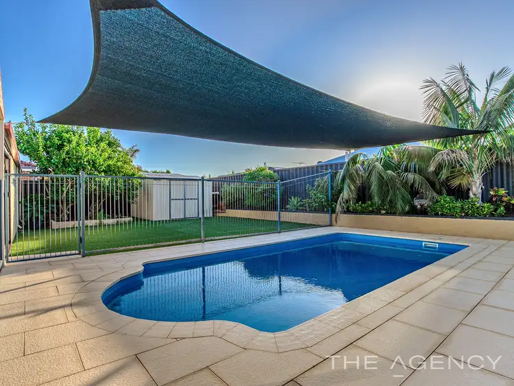 8 Meribel Parkway, Port Kennedy WA 6172