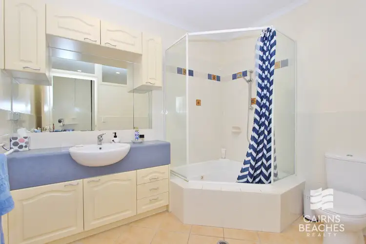 Sixth view of Homely apartment listing, 4/18-20 Clifton Road, Clifton Beach QLD 4879