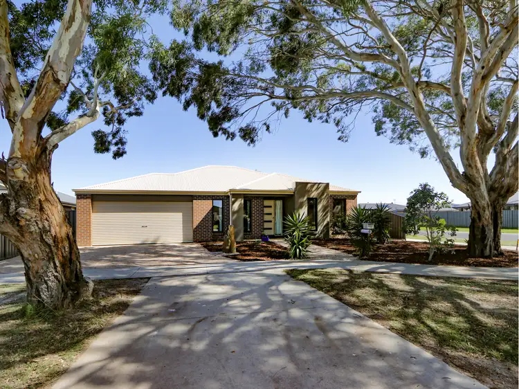 70 Hobson Street, Stratford VIC 3862