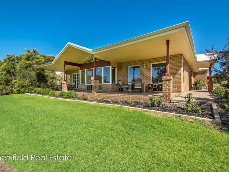 Second view of Homely house listing, 27 Federal Street, Mckail WA 6330