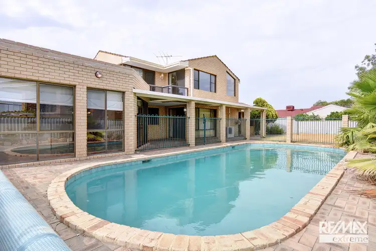 7 Villa Court, Kallaroo WA 6025