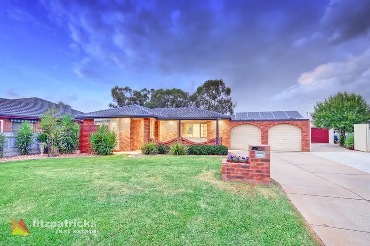 3 Toney Place, Glenfield Park NSW 2650