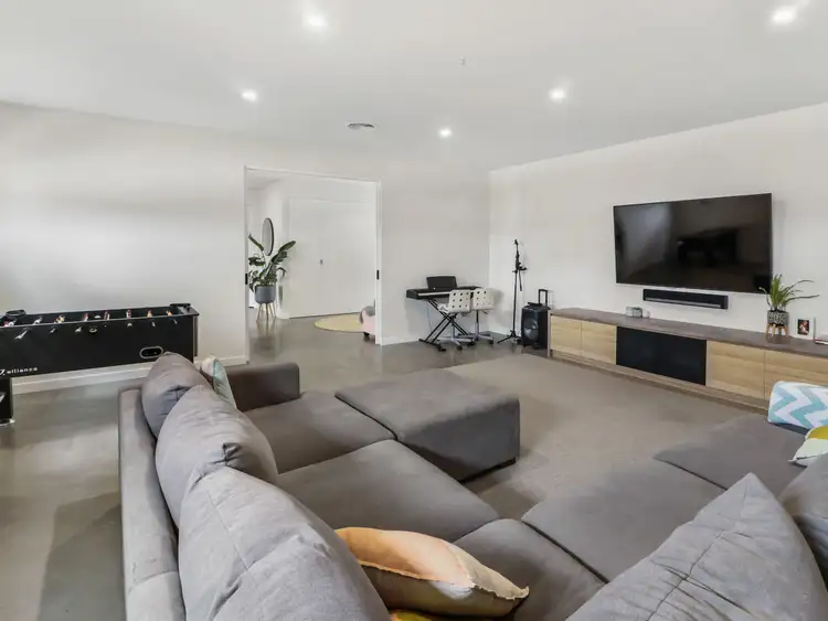 Fifth view of Homely house listing, 11 Saddle Court, Mansfield VIC 3722