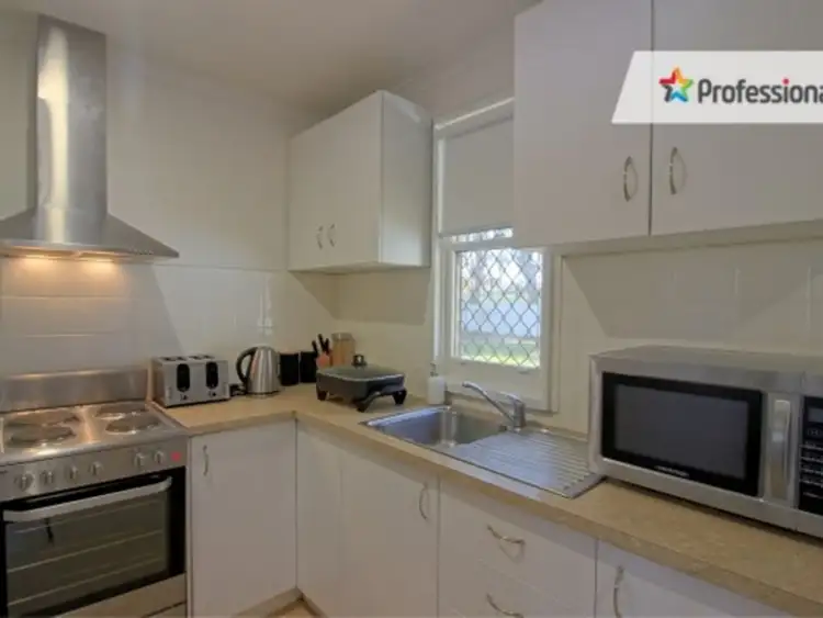 Fifth view of Homely house listing, 7 Warren Place, Mount Austin NSW 2650